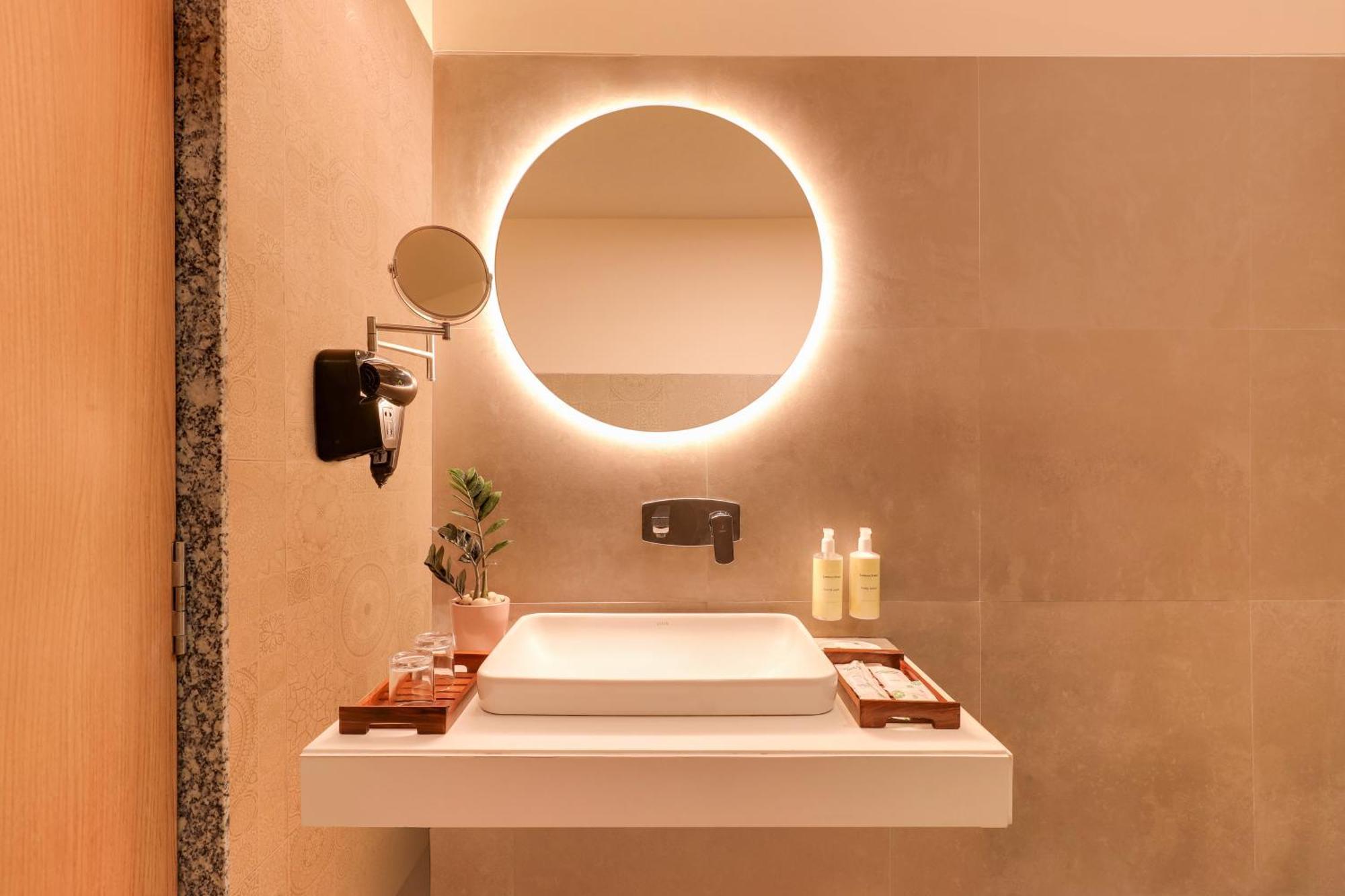 Lemon Tree Resort, 4*